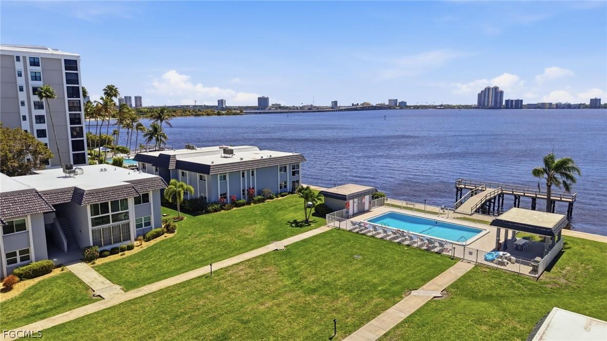 3374 N Key Dr. #E5, North Fort Myers, FL 33903