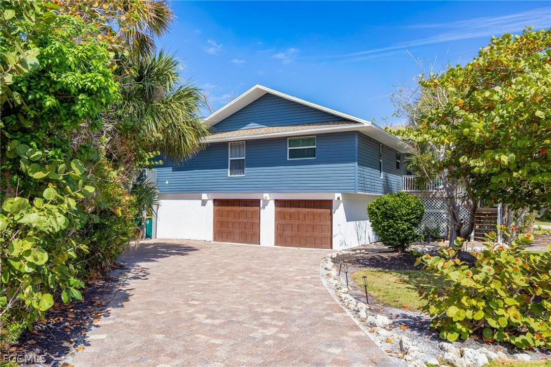1813 Long Point Ln., Sanibel, FL 33957