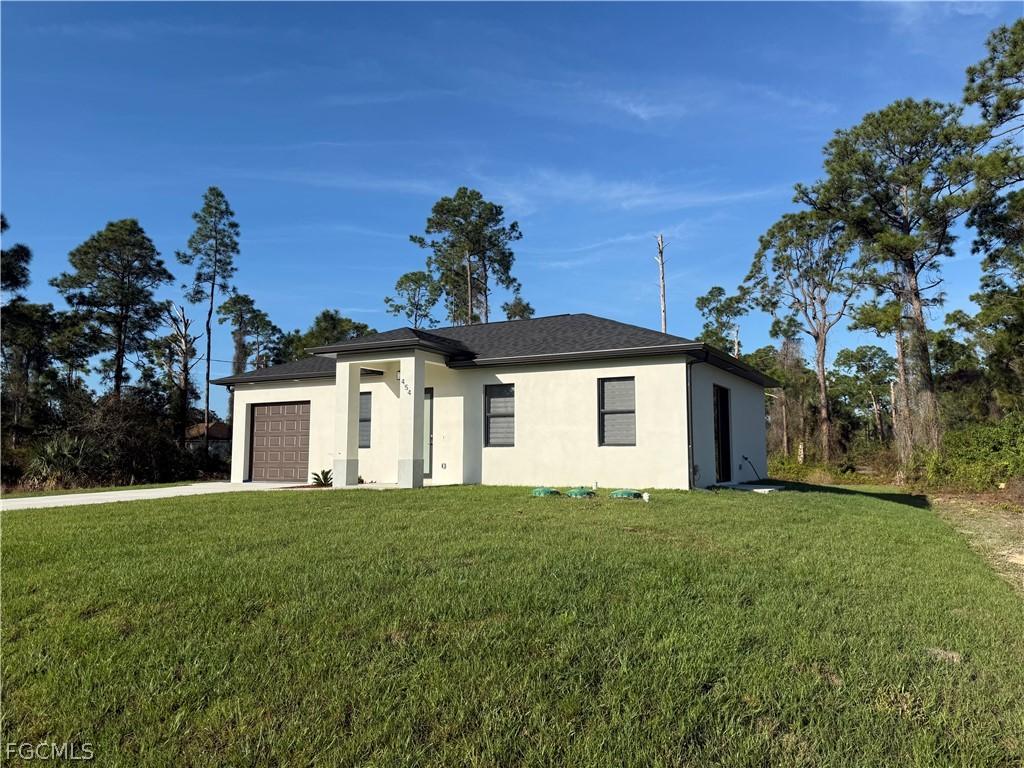 454 Norwood Ave., Lehigh Acres, FL 33974
