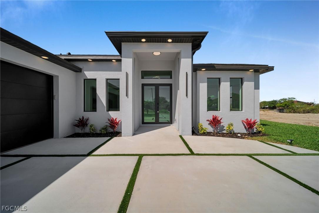 1426 NE 6th Ave., Cape Coral, FL 33909