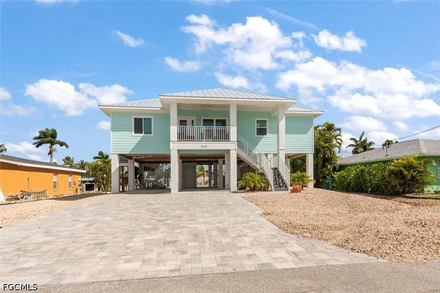 New Homes with In-ground Swimming Pools in Fort Myers Beach: March 29th to April 4th