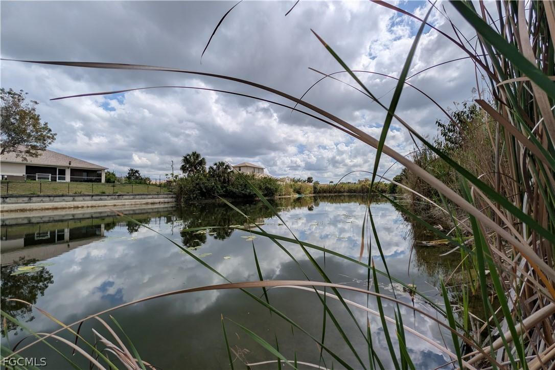 2605 NE 20th Pl., Cape Coral, FL 33909