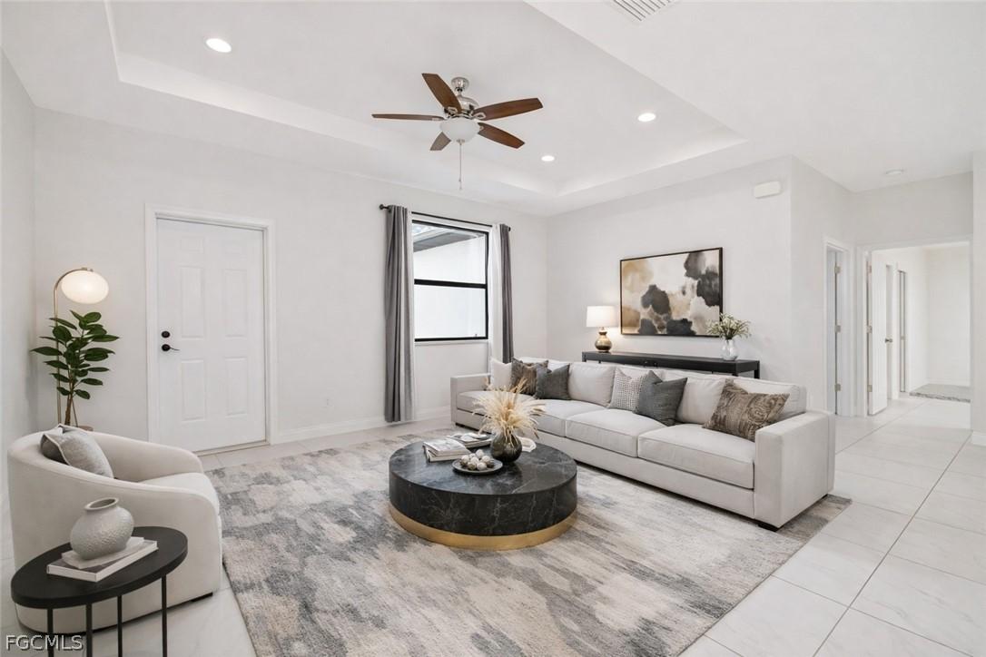 1102 NE 16th Pl., Cape Coral, FL 33909