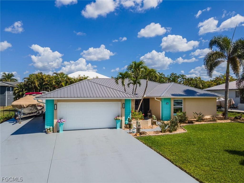17571 Taylor Dr., Fort Myers, FL 33908