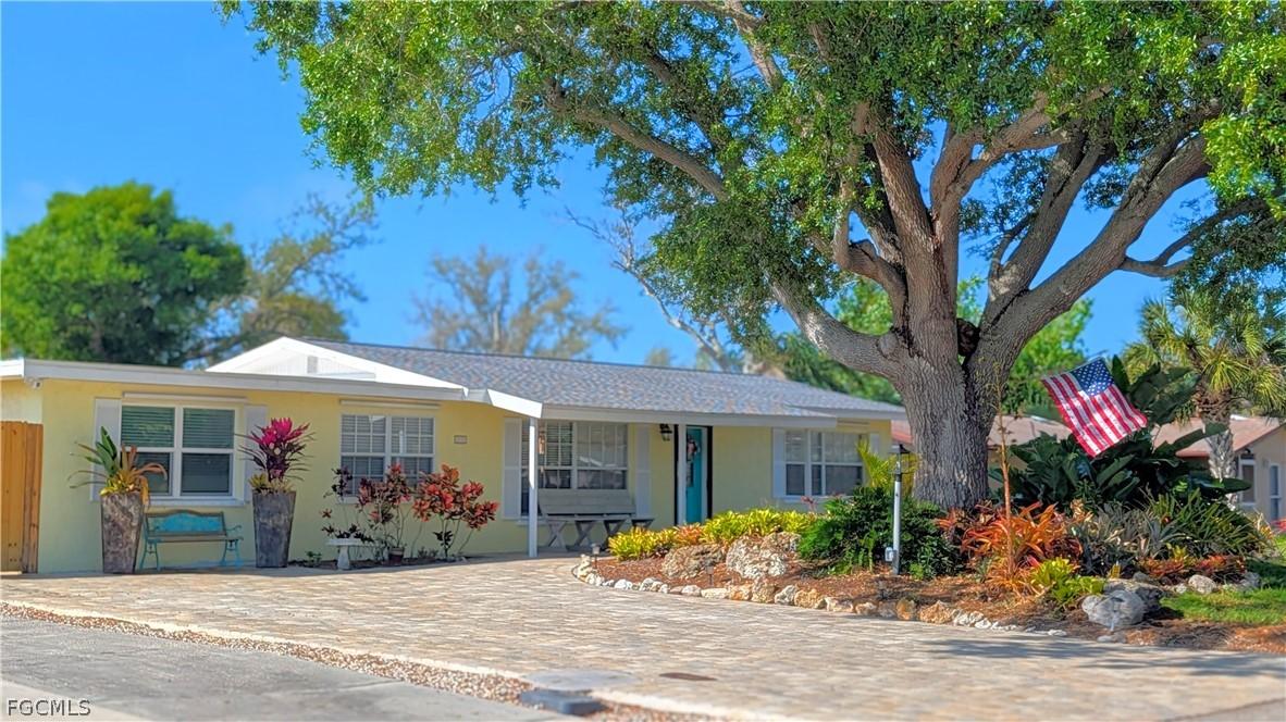 1212 Pineland Ave., Venice, FL 34285