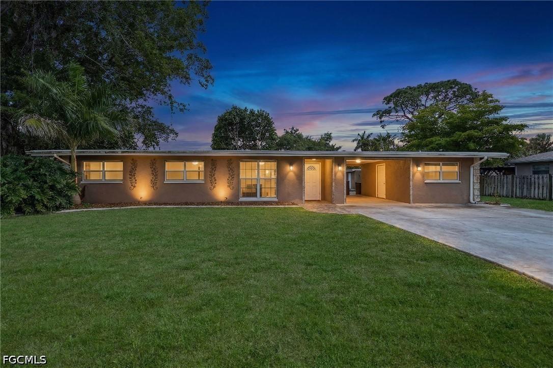 2436 Ephraim Ave., Fort Myers, FL 33907