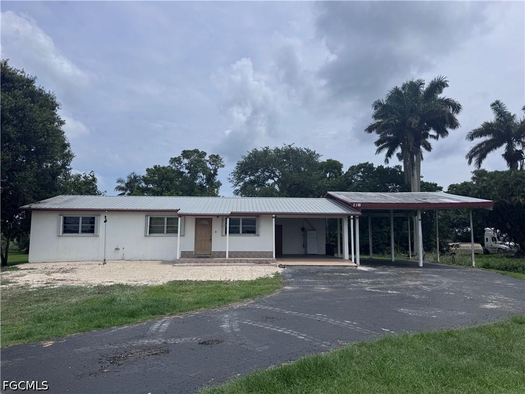 23 W Corkscrew Blvd., Clewiston, FL 33440