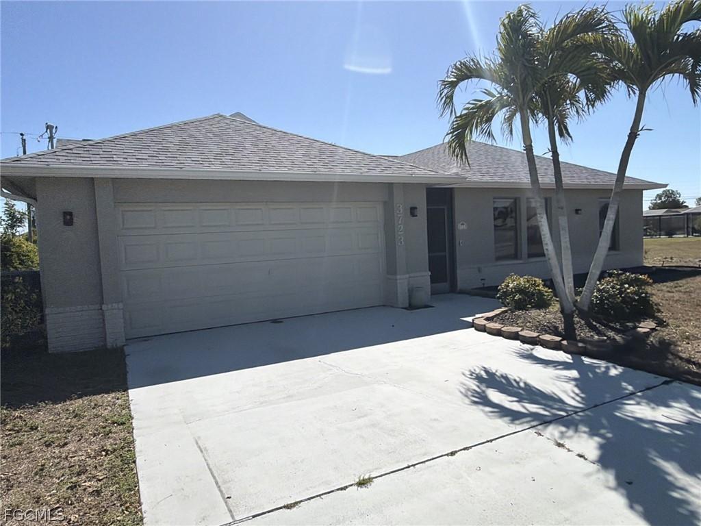 3723 Pelican Blvd., Cape Coral, FL 33914