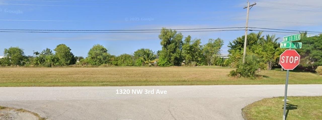 1320 NW 3rd Ave., Cape Coral, FL 33993