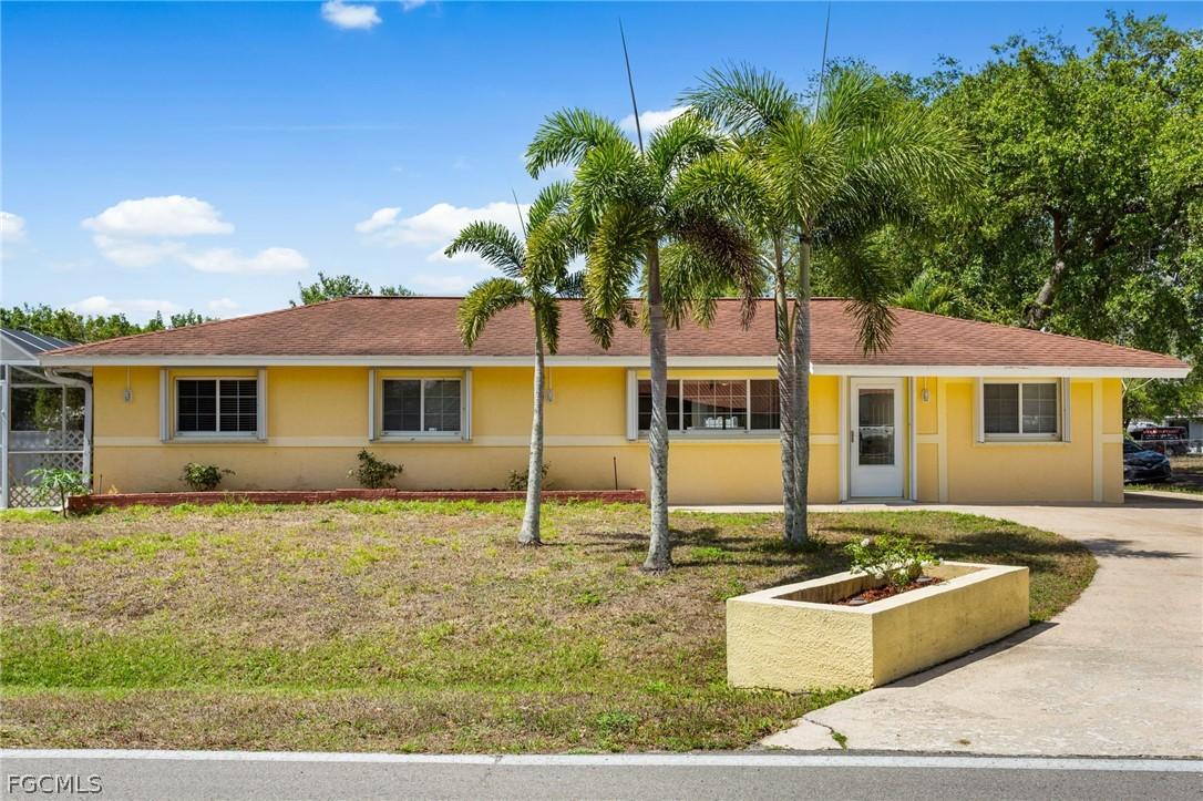 2803 W Cypress Ave., Fort Myers, FL 33905