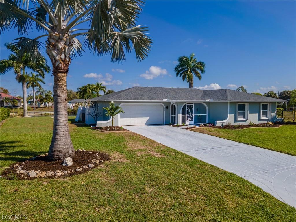 2213 NE 4th St., Cape Coral, FL 33909