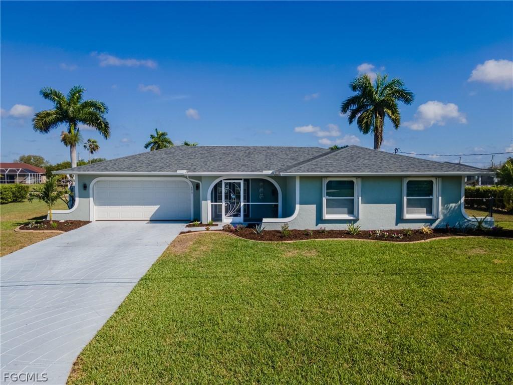 2213 NE 4th St., Cape Coral, FL 33909