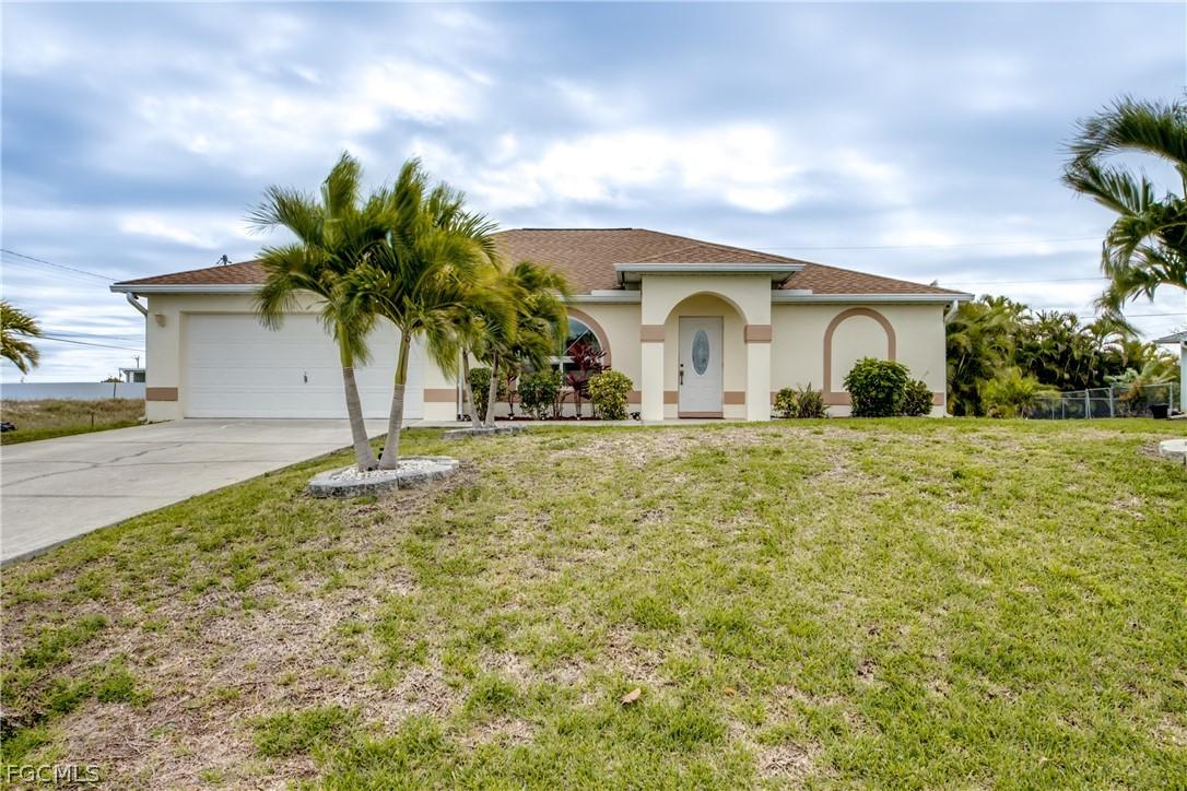 2713 NW 1st Pl., Cape Coral, FL 33993