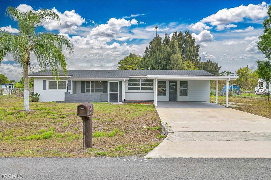 802 Taylor Ln., Lehigh Acres, FL 33936