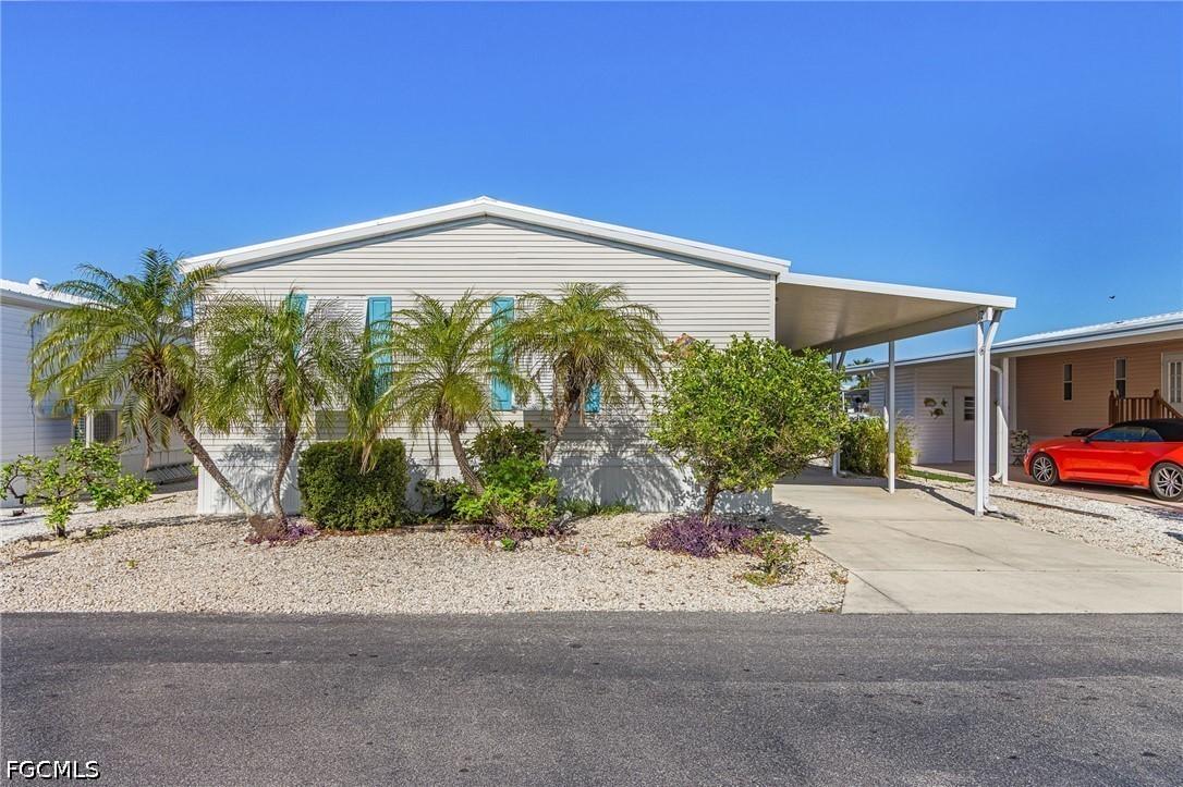 3023 Skipper Ln., St James City, FL 33956