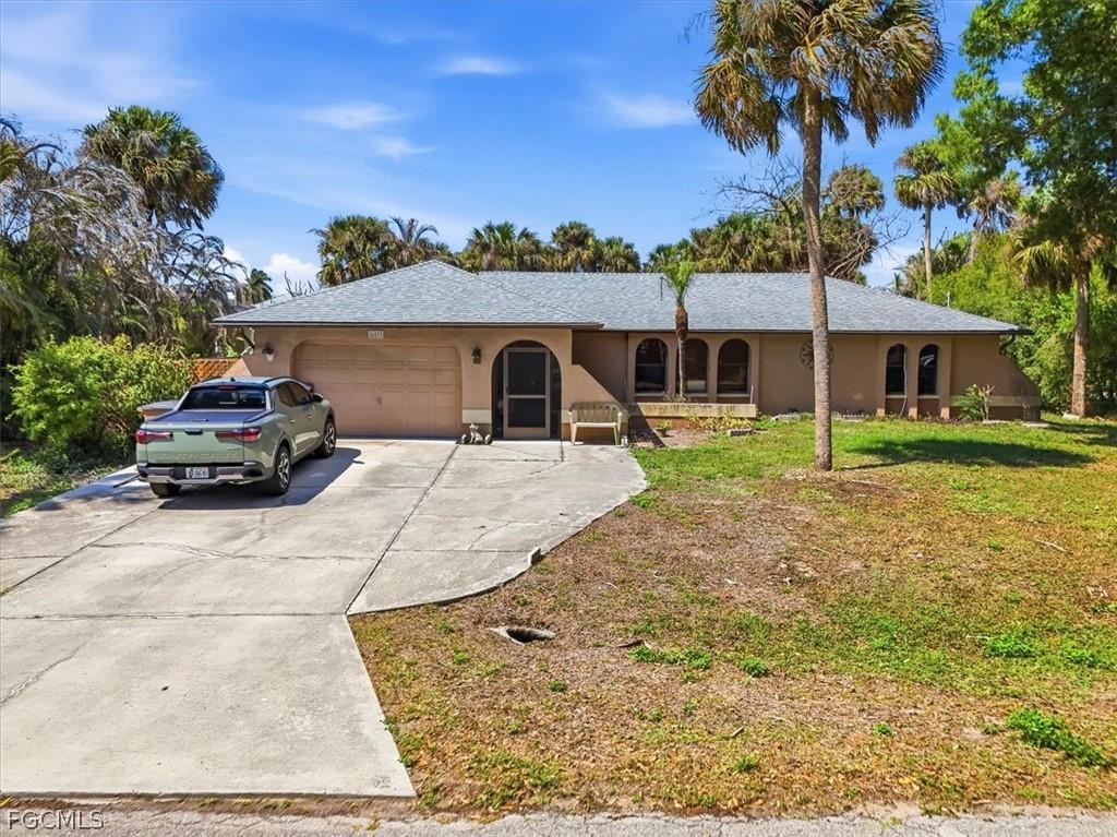 609 Jefferson Ave., Lehigh Acres, FL 33936