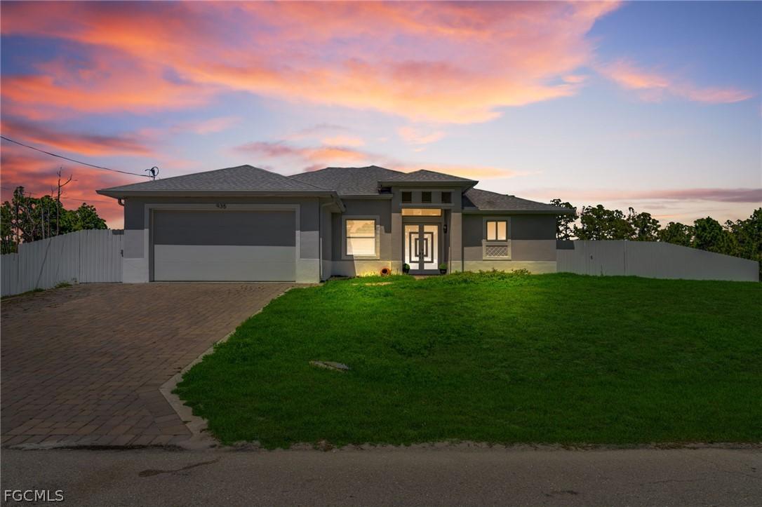 935 Beverly St., Lehigh Acres, FL 33974