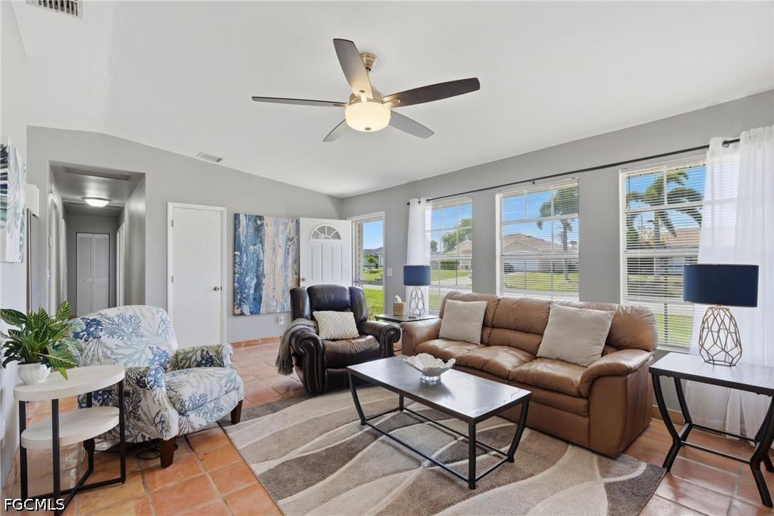 2115 NE 25th St., Cape Coral, FL 33909