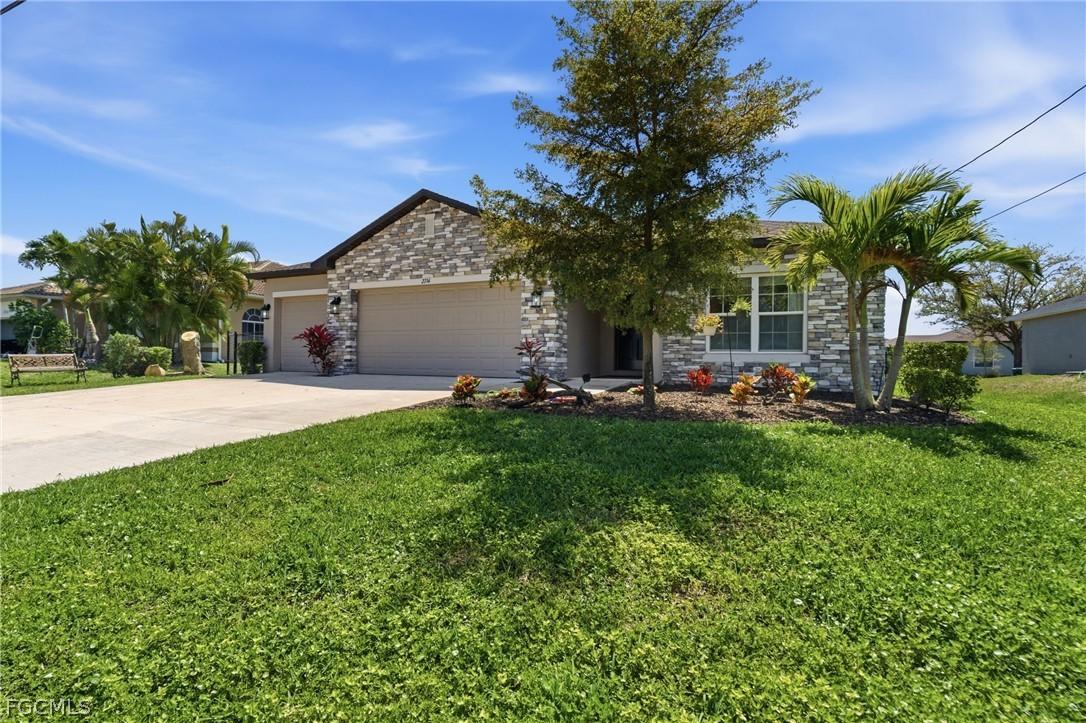2714 SW 3rd Ln., Cape Coral, FL 33991