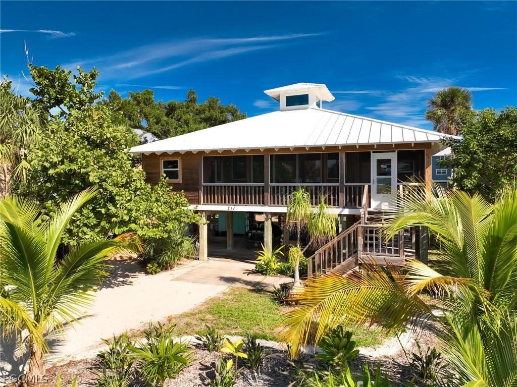 211 White Pelican Dr., Upper Captiva, FL 33924