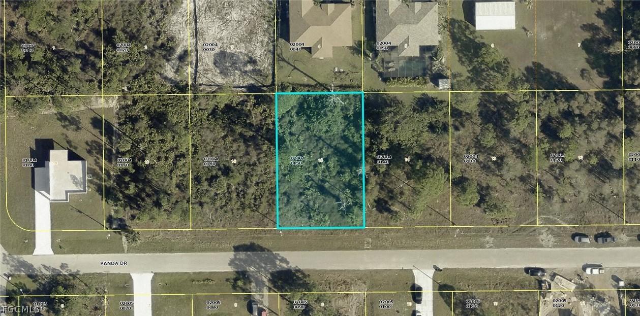 941 Panda Dr., Lehigh Acres, FL 33974