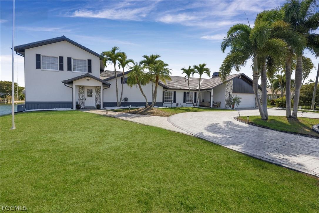 29 SE 10th Ave., Cape Coral, FL 33990