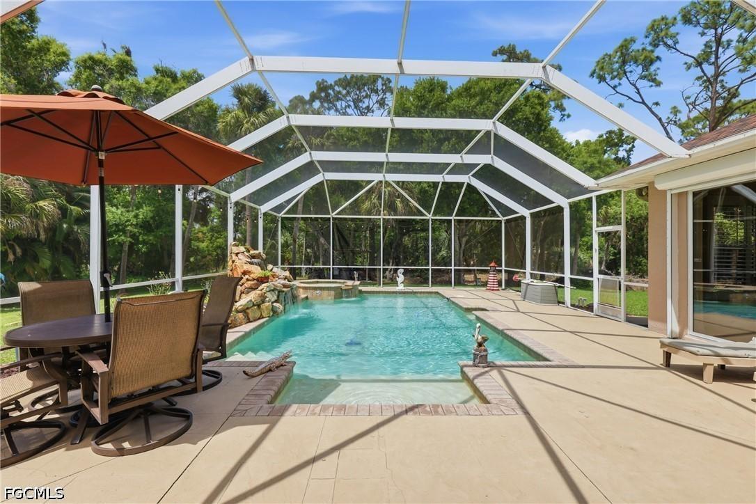 18186 Sandy Pines Cir., North Fort Myers, FL 33917