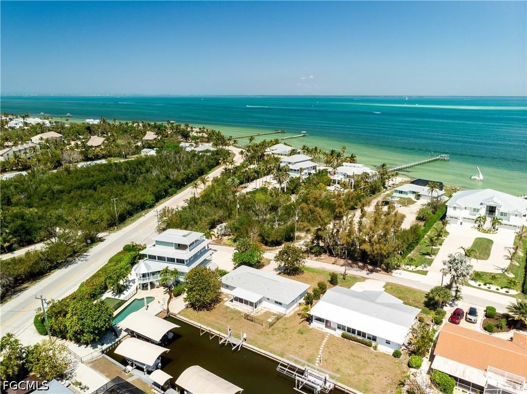 7815 Bocilla Ln., Bokeelia, FL 33922