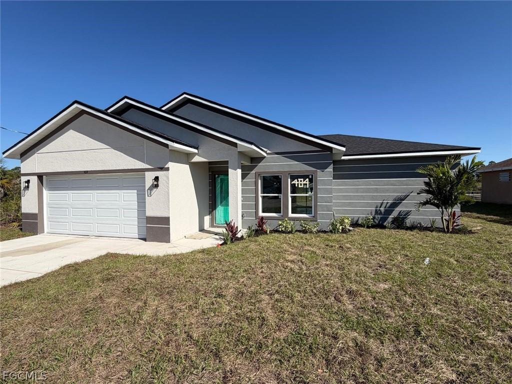 484 Westdale Ave., Lehigh Acres, FL 33972