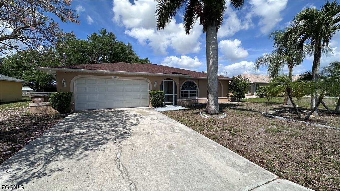 302 SE 1st Pl., Cape Coral, FL 33990
