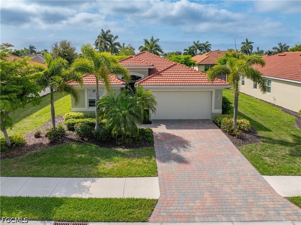 2935 Sunset Pointe Cir., Cape Coral, FL 33914