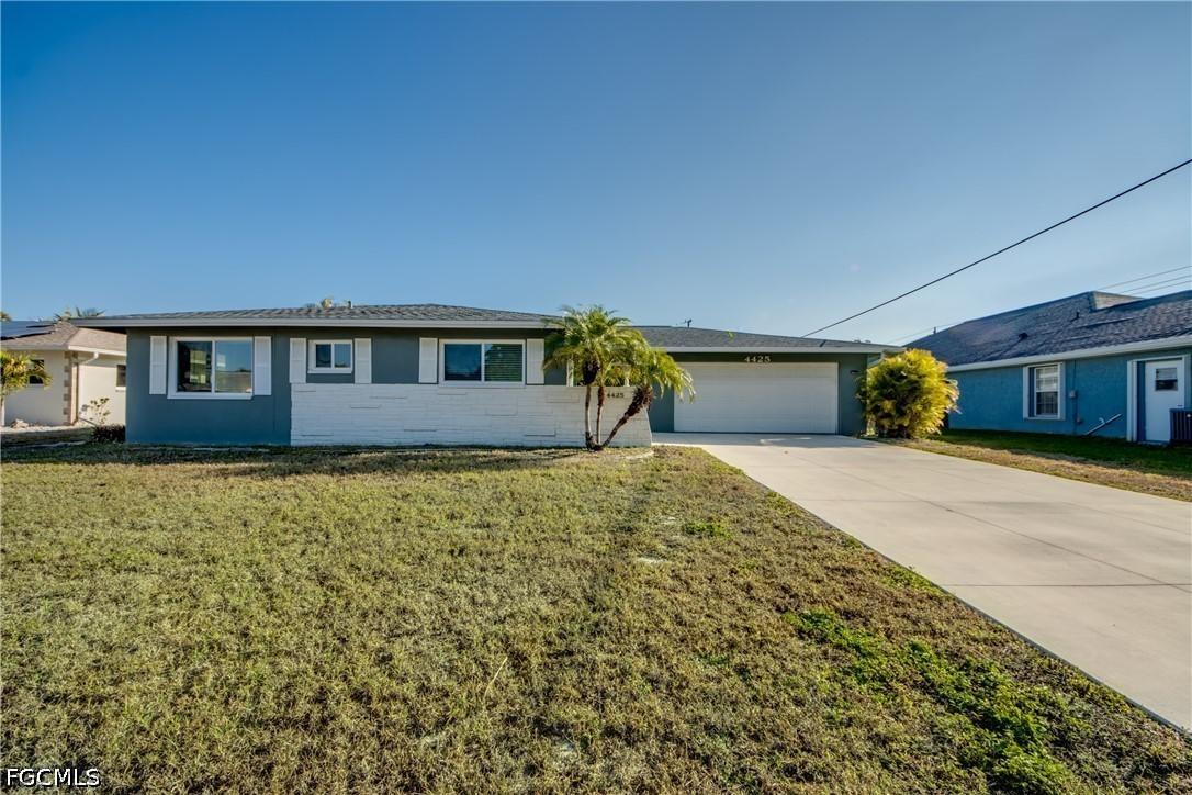 4425 SE 13th Ave., Cape Coral, FL 33904