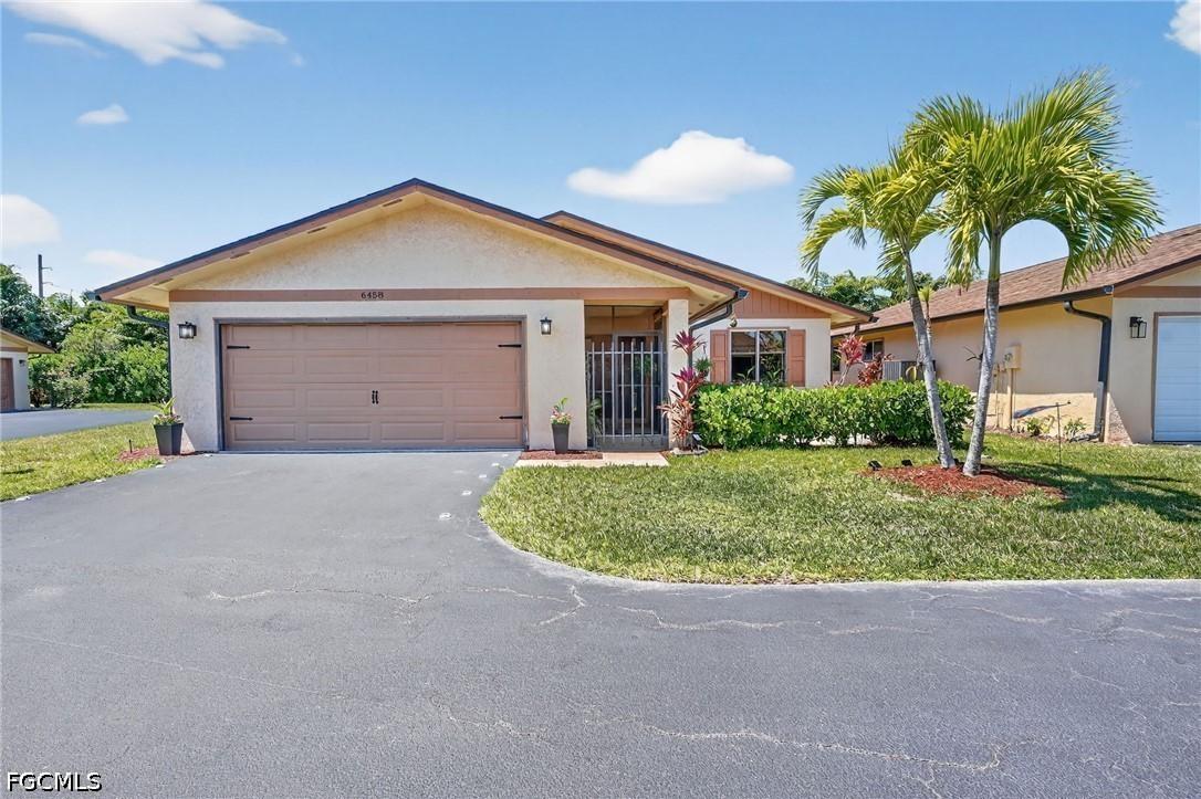 6458 Royal Woods Dr., Fort Myers, FL 33908