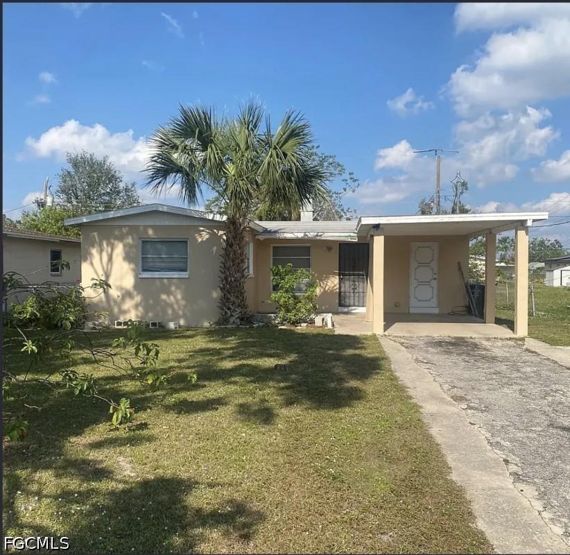 2985 Saint Charles St., Fort Myers, FL 33916