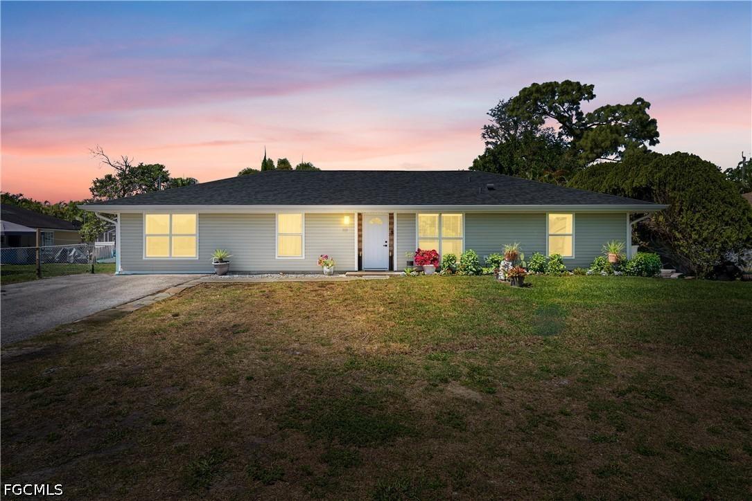 2335 50th Ter., Naples, FL 34116