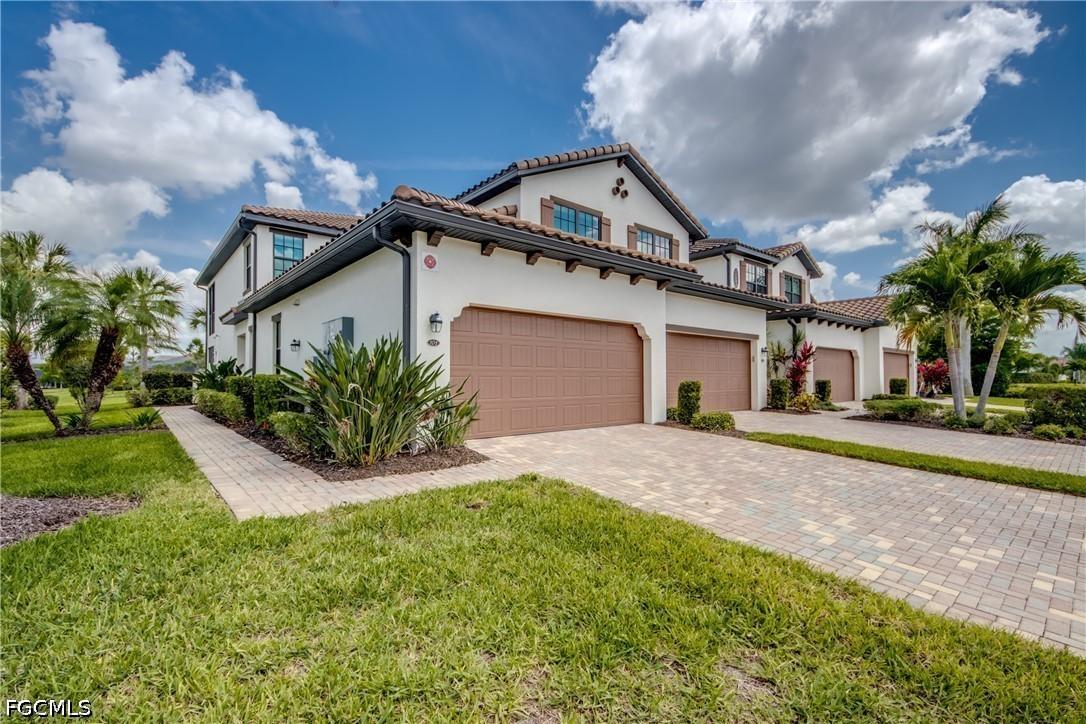 12048 Hawthorn Lake Dr. #101, Fort Myers, FL 33913