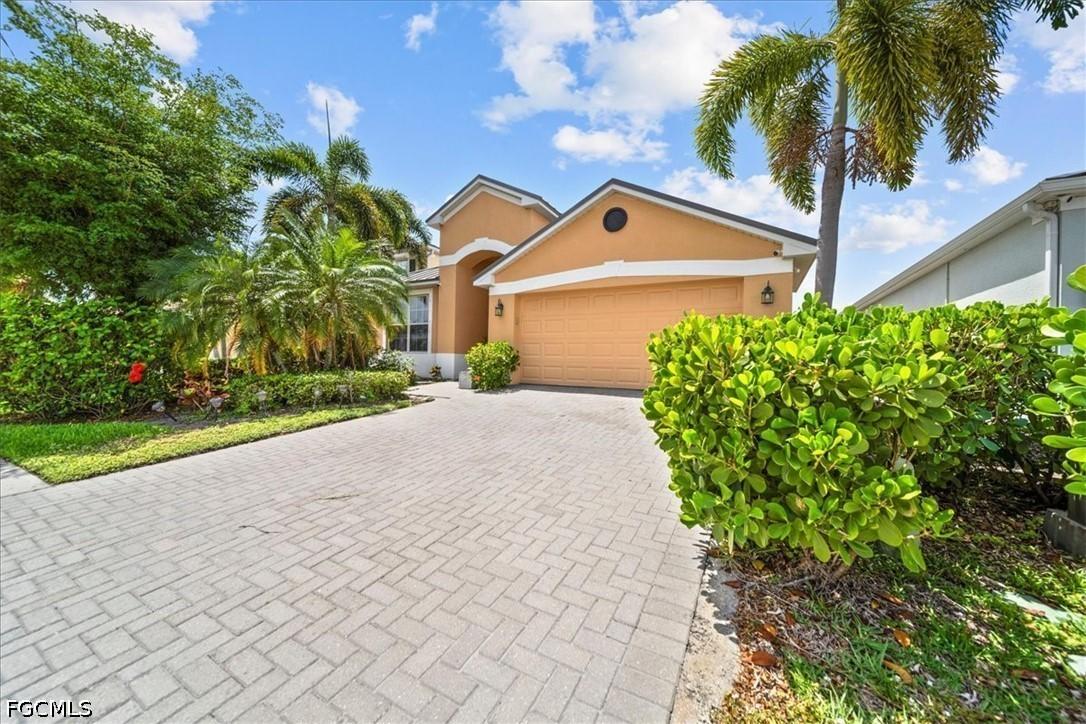 2714 Brightside Ct., Cape Coral, FL 33991
