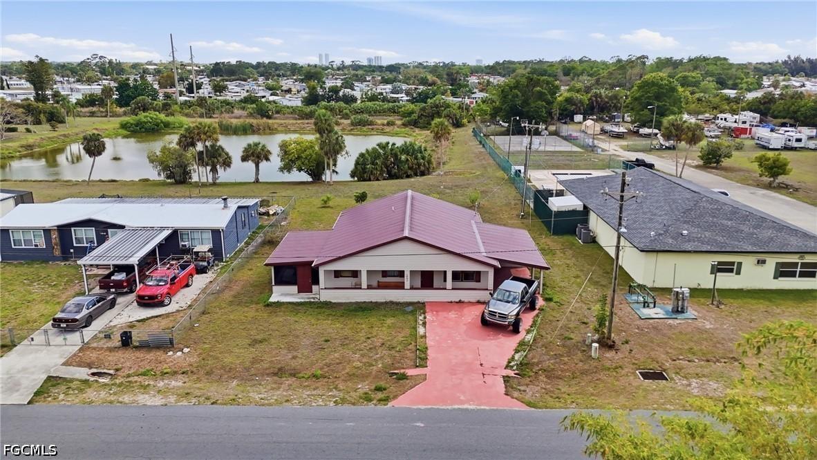 2405 Zoysia Ln., North Fort Myers, FL 33917