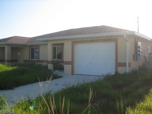 1427 NE 8th Pl., Cape Coral, FL 33909