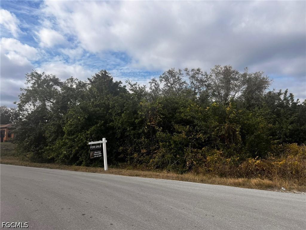 3404 2nd St., Lehigh Acres, FL 33971