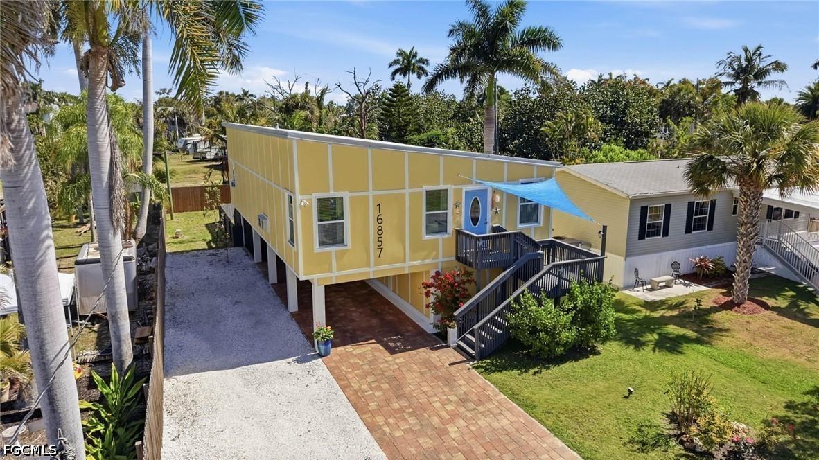 16857 Windcrest Dr., Fort Myers, FL 33908