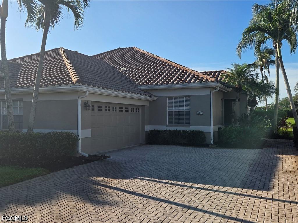 8468 Brittania Dr., Fort Myers, FL 33912