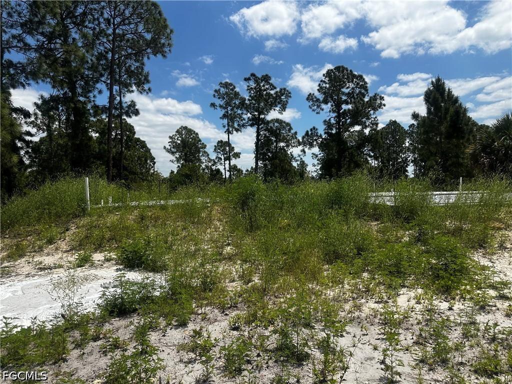 459 Zimmerman Ave., Lehigh Acres, FL 33974