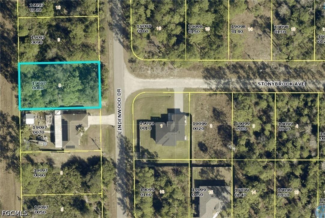1855 Lindenwood Dr., Lehigh Acres, FL 33972