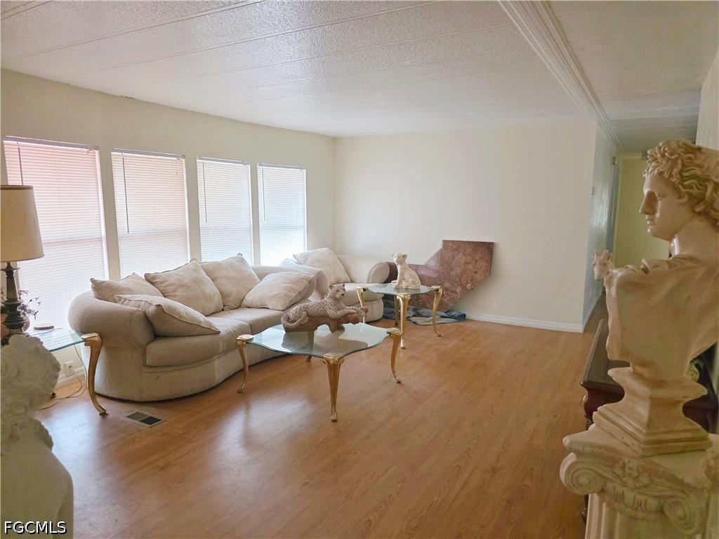 8290 Nault Rd., North Fort Myers, FL 33917