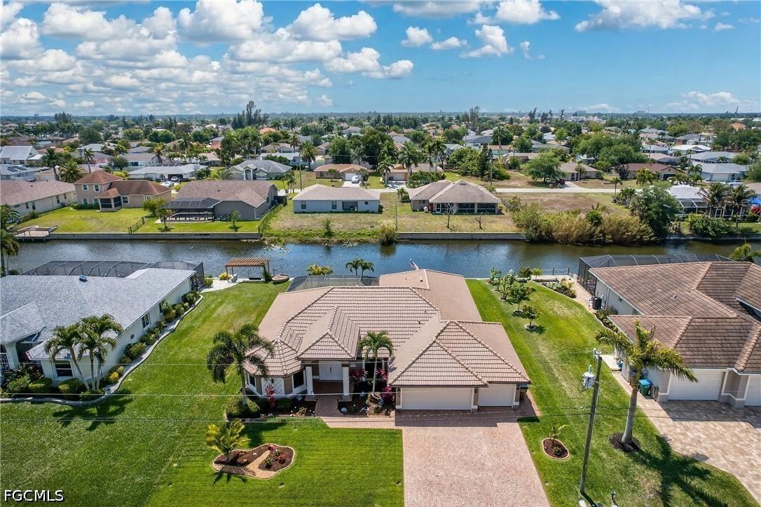 154 SE 21st Ter., Cape Coral, FL 33990