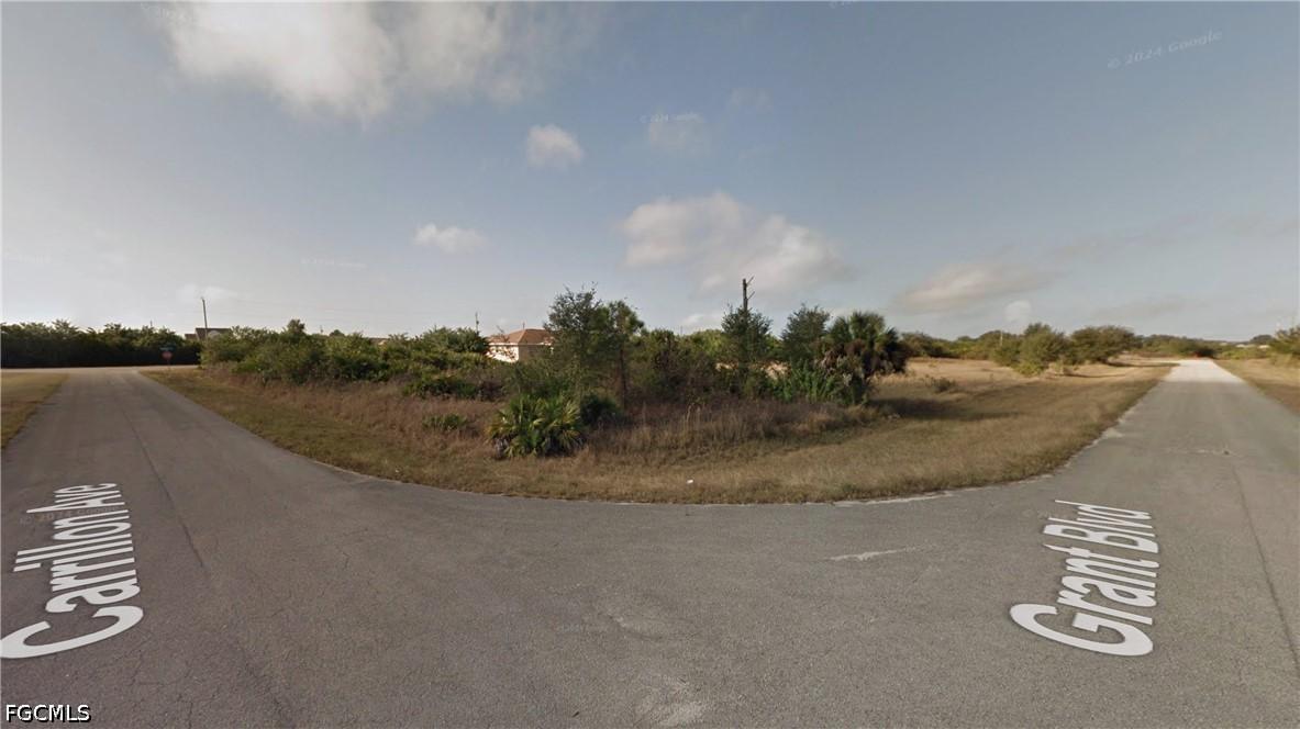 624/626 Grant Blvd., Lehigh Acres, FL 33974