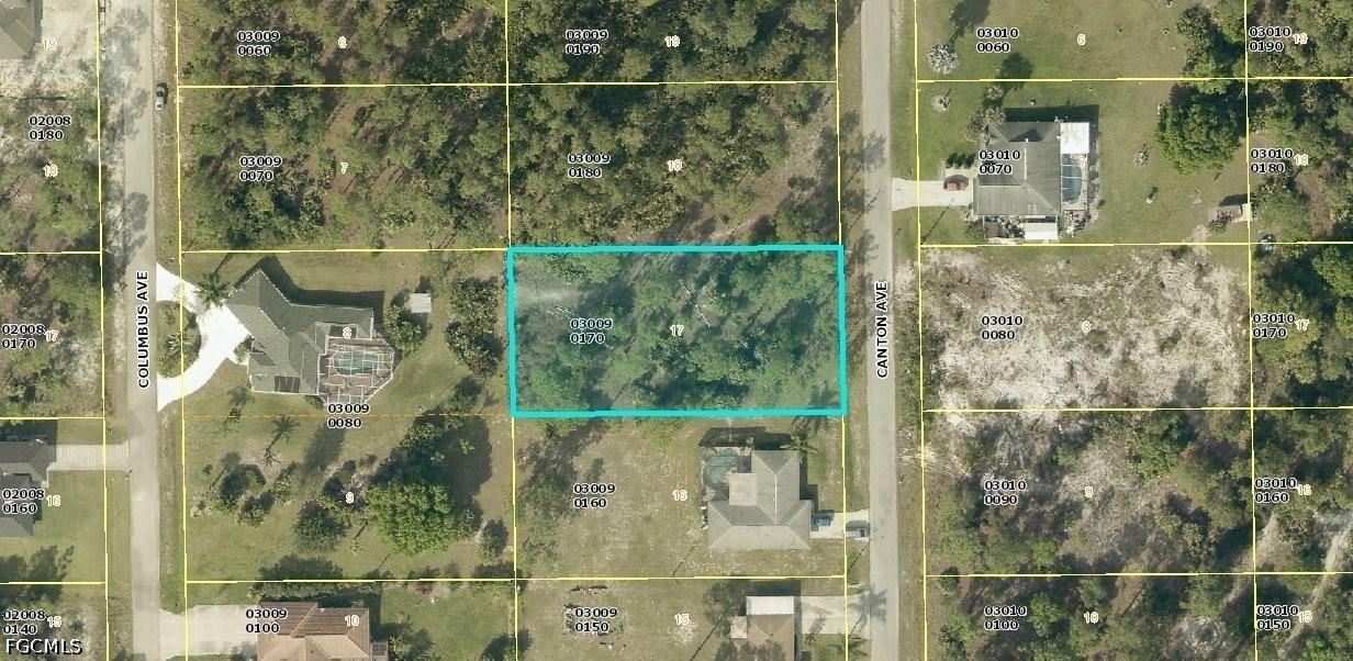 809 Canton Ave., Lehigh Acres, FL 33972