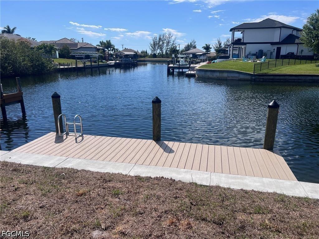 512 NW 38th Pl., Cape Coral, FL 33993