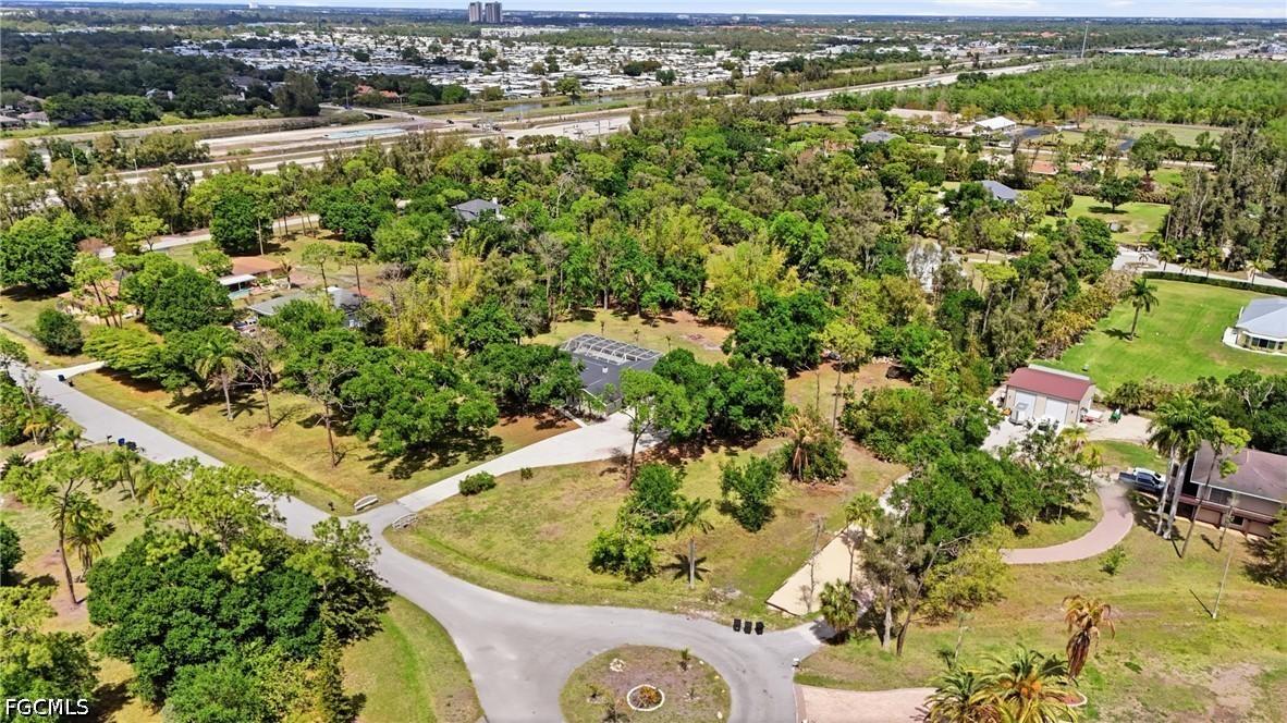 6227 Foxfire Ln., Fort Myers, FL 33912